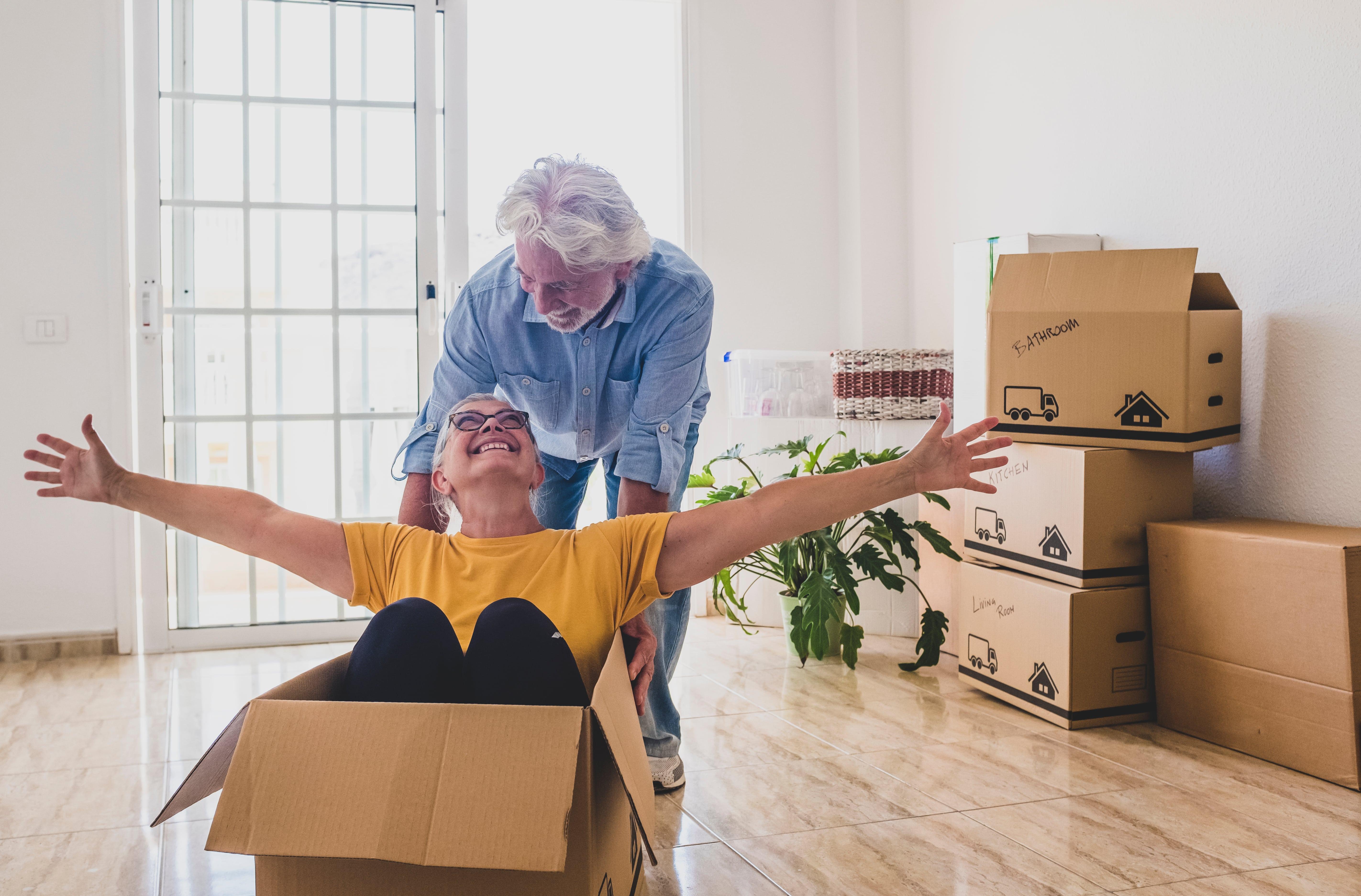 Downsizing Moving Boxes Removal Removalist Packing