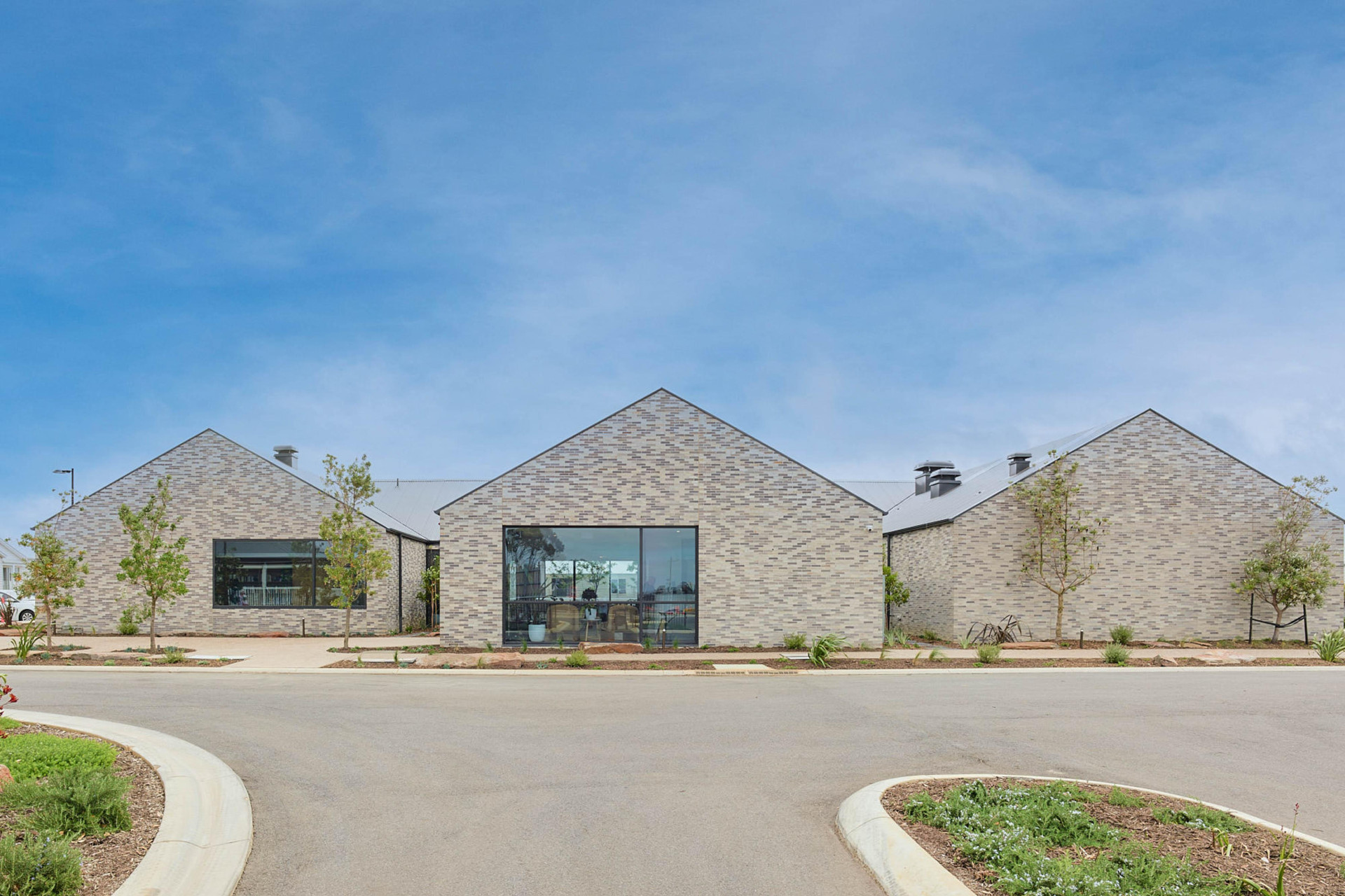 St Leonards The Waves A Clubhouse 1