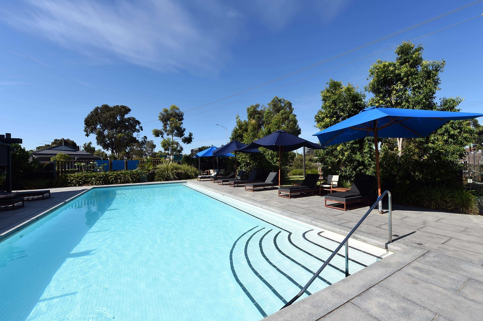 Lifestyle Chelsea heoghts outdoor pool2 low res