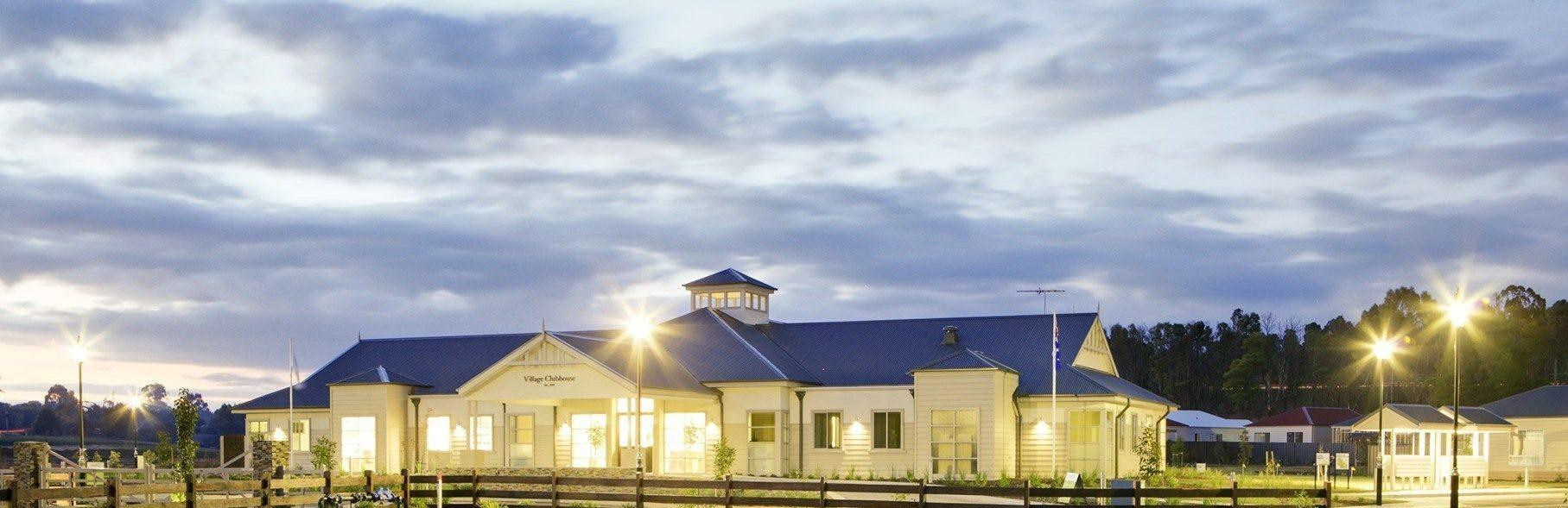 Warragul Clubhouse Night low res