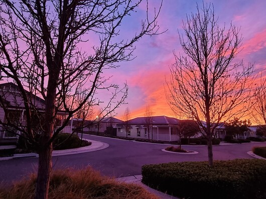 Lifestyle Lyndarum Sunset low res