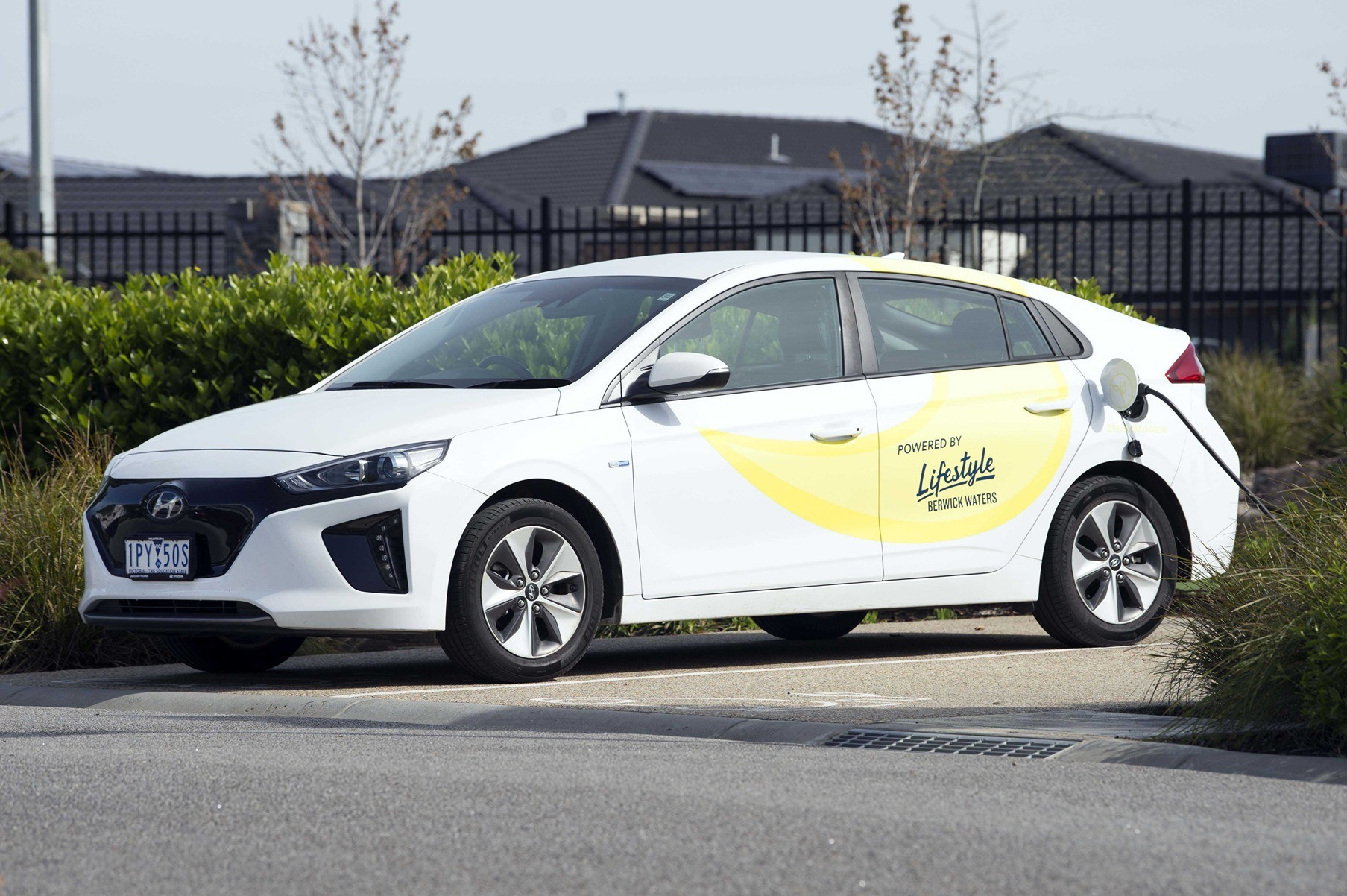 LBW Electric Car low res