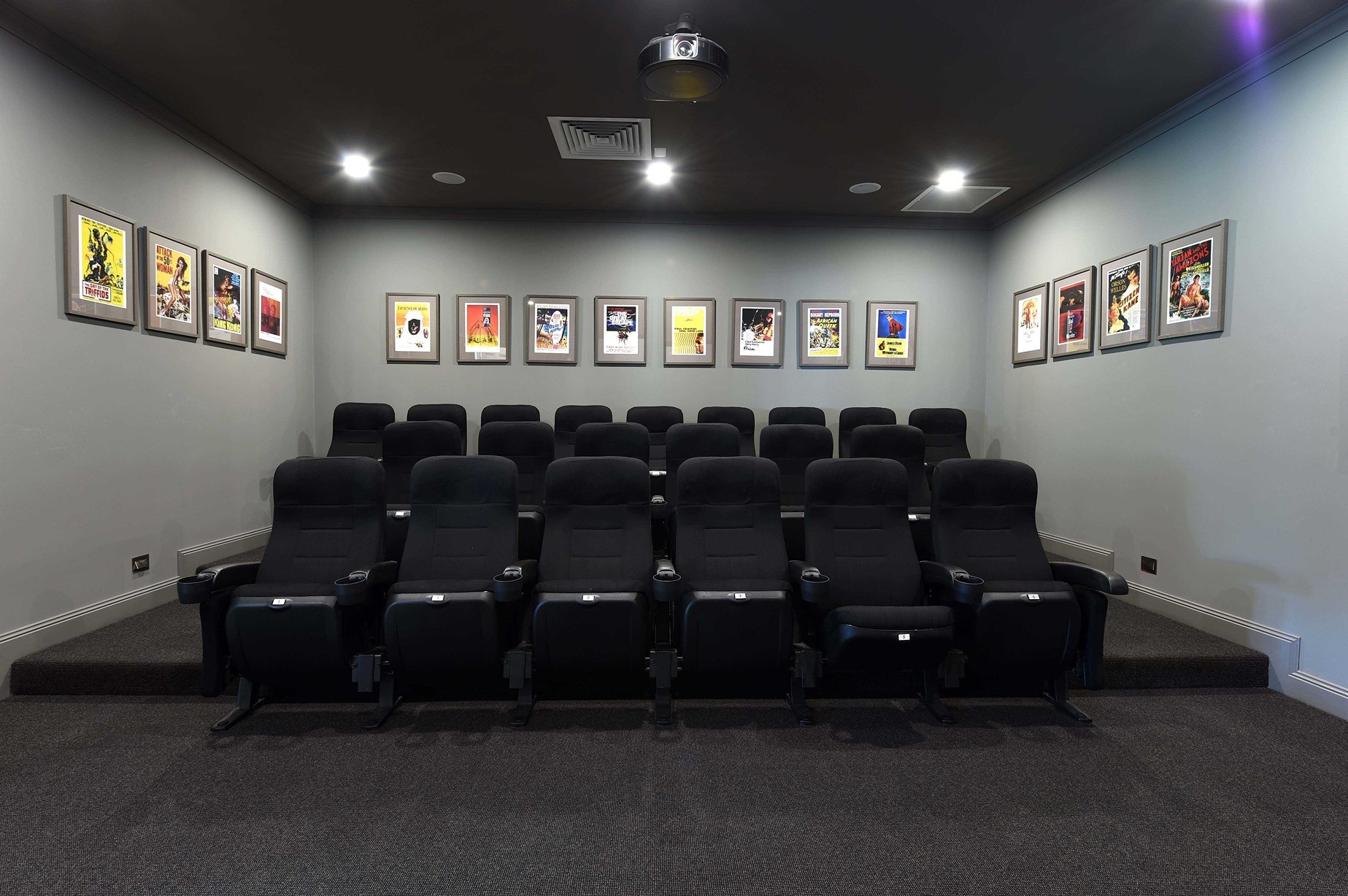 Lifestyle seasons cinema low res