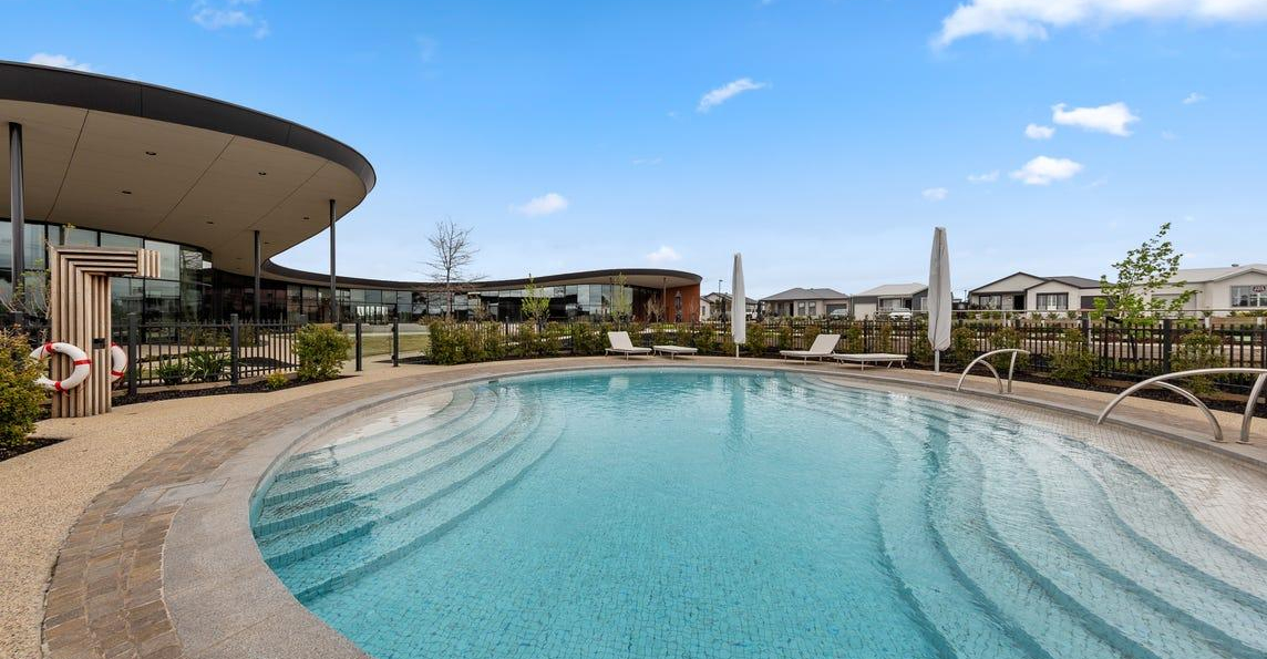 Lifestyle Deanside Outdoor pool 2023