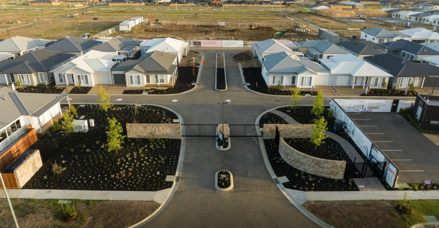 Lifestyle Riverfield front entrance