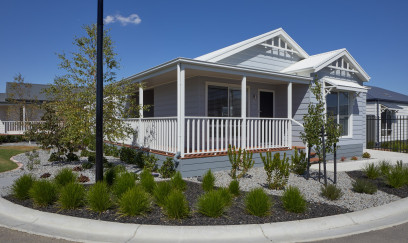 Berwick Waters Garden Bed Street