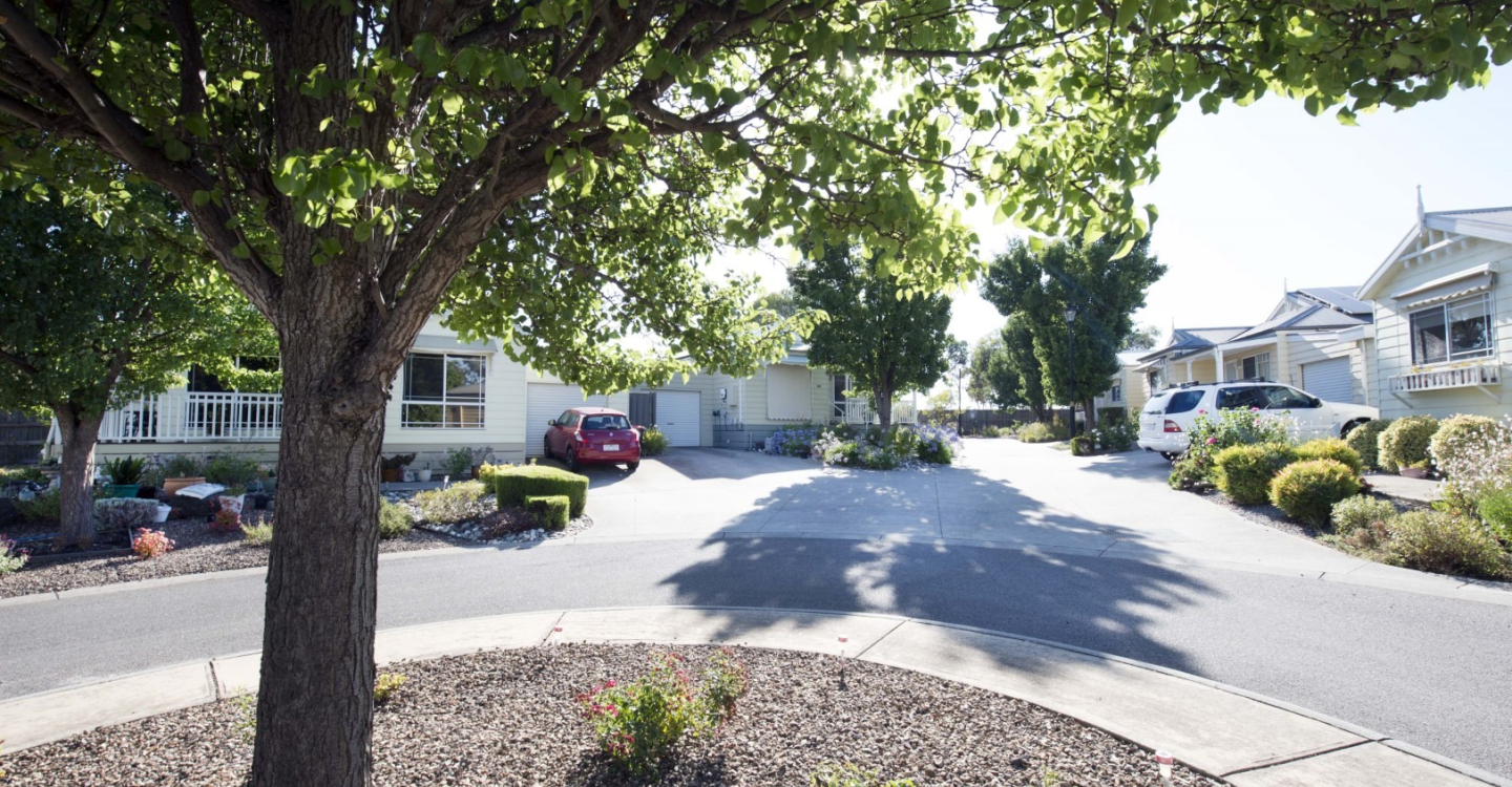 Lifestyle Brookfield Streetscape