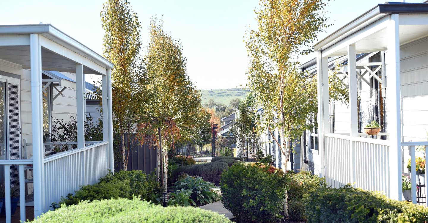 Lyndarum Garden Walkway