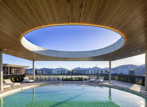 Meridian Clubhouse Exterior Pool