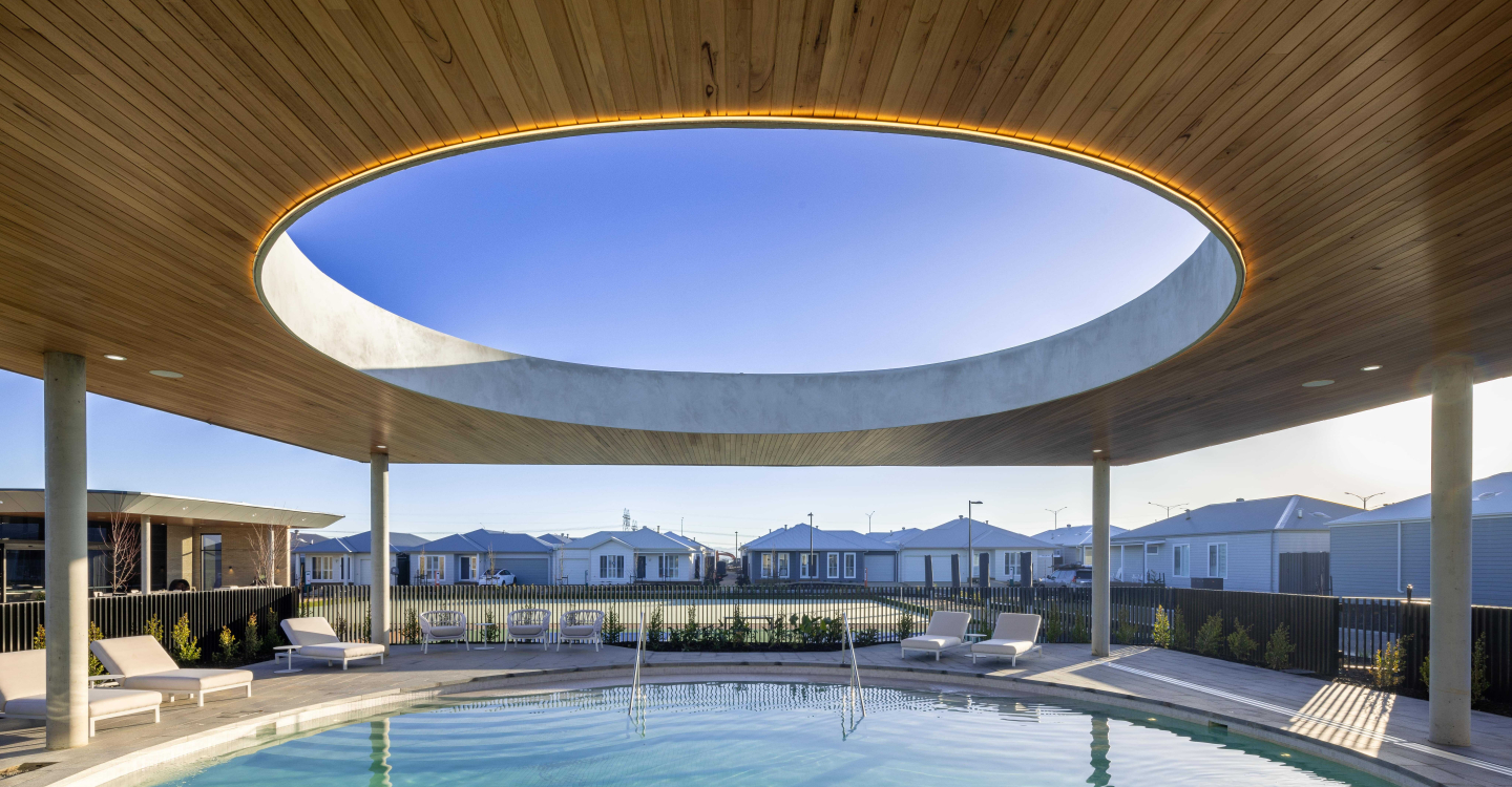 Meridian Clubhouse Exterior Pool