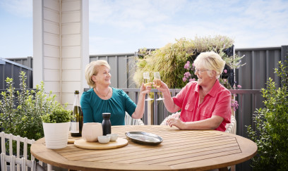 Mount Duneed Deck champagne