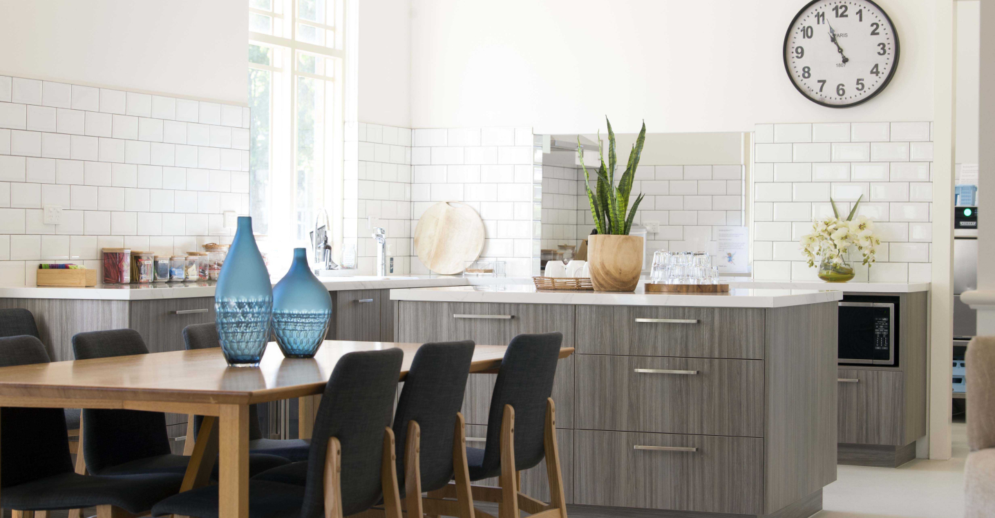 Clubhouse kitchen 9