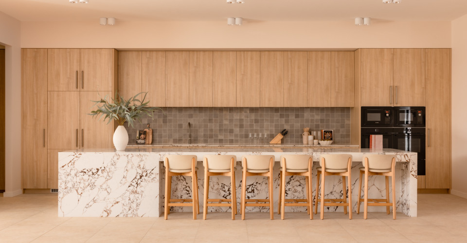 Med Res for Screen Tony Evans Lifestyle St Leonards 20250906 001 EP11186
