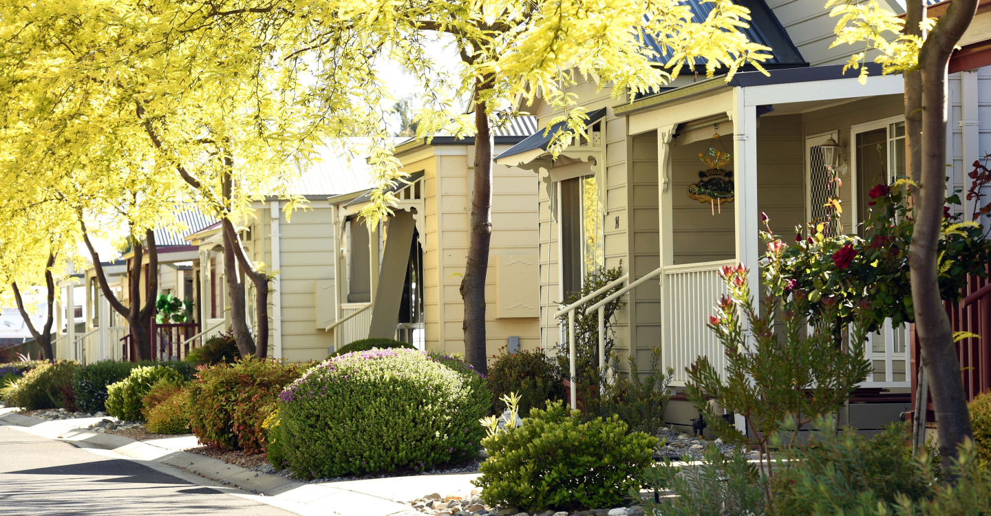 Lifestyle seasons community tours