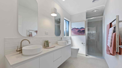 LWD Owen Corner Bathroom