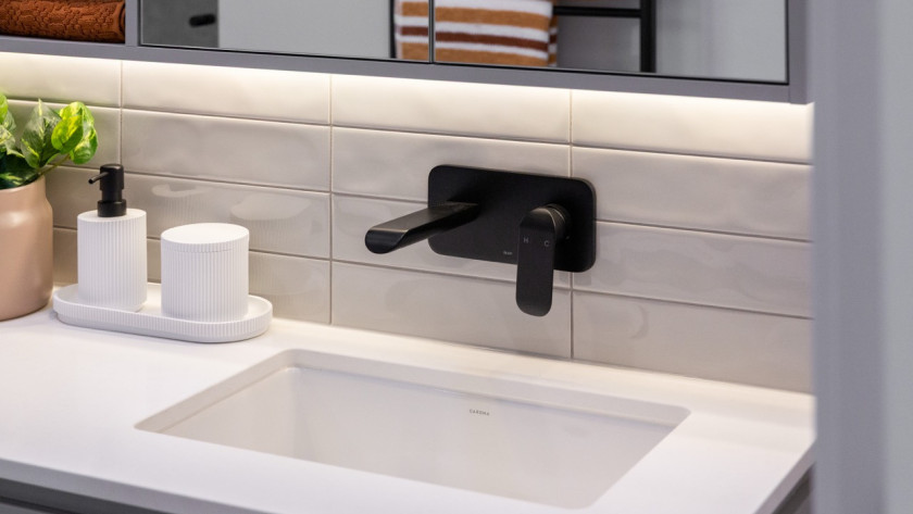 LRL Talis Corner Bathroom 3