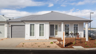 LRL Barton Corner Facade