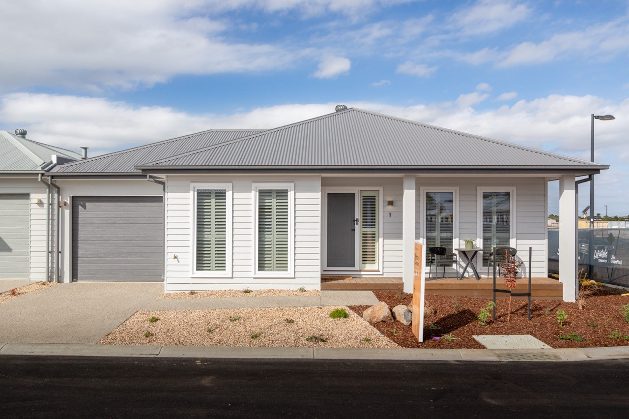 LRL Barton Corner Facade