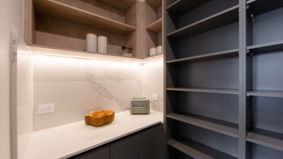 LRL Barton Corner Pantry