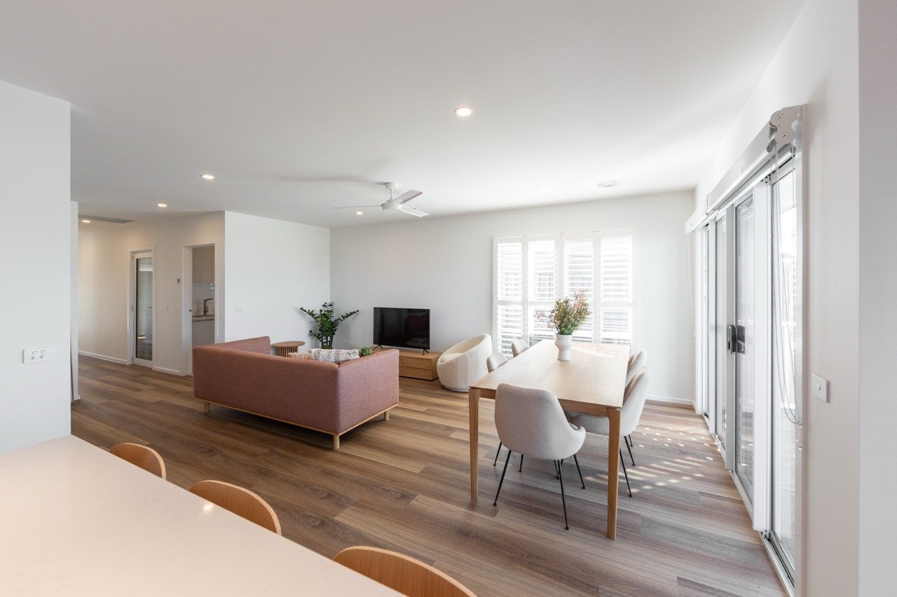 LSL Roan Living Dining