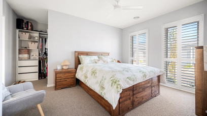 3 LRF151 Bedroom