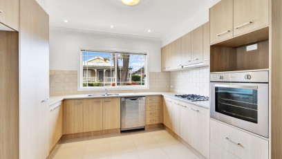 4 LB099 Kitchen