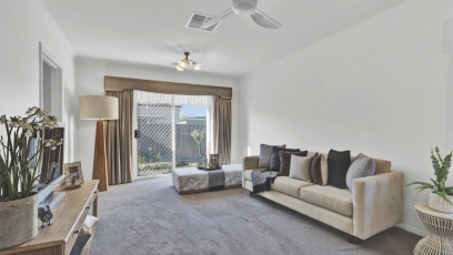 2 LS086 Livingroom