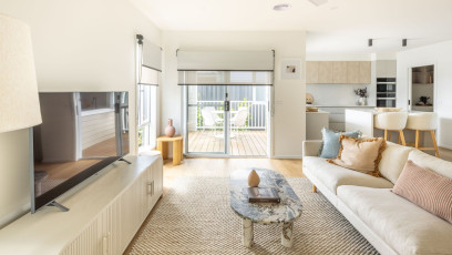 LRF Tarryn Corner Living