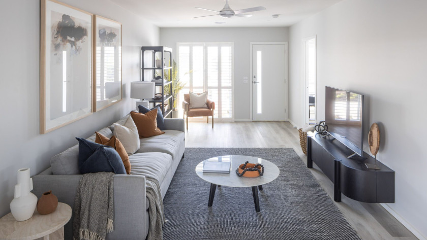 Meridian Interior Roy Living