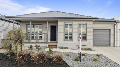 Wollert Elliott Facade Front Exterior