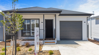 Deanside Sturt Facade Exterior