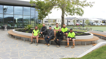 APL Team Absolute Plants Landscape