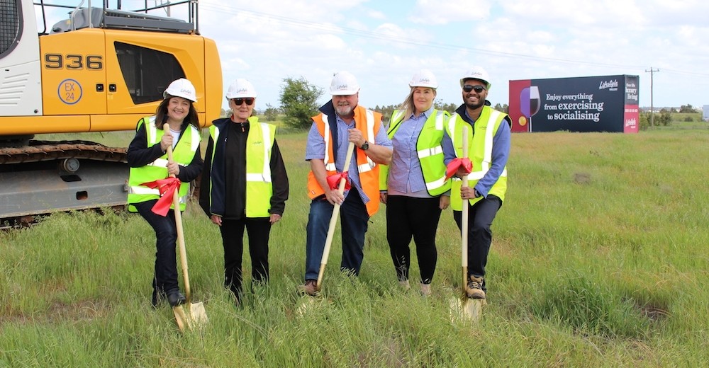 Lifestyle Wollert ground breaking IMG 8519
